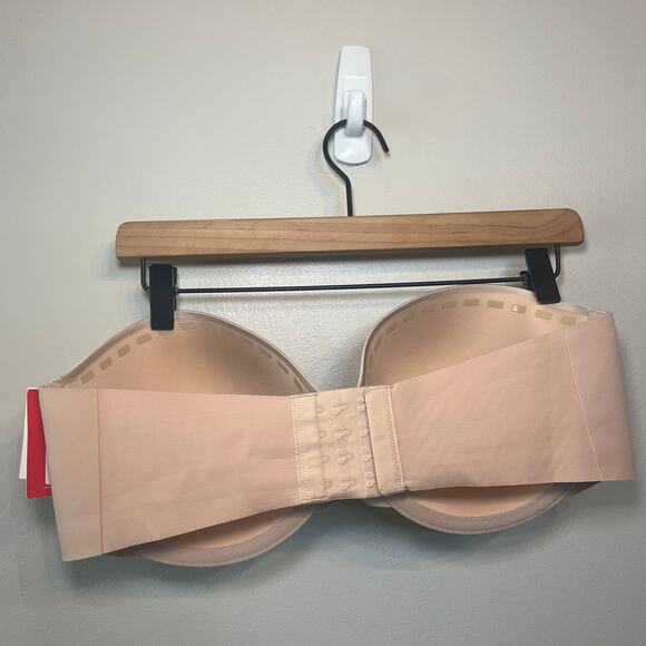 Spanx Smooth Suit Your Fancy Strapless Bra Champagne Beige Size 38DD NWT - Picture 5 of 6
